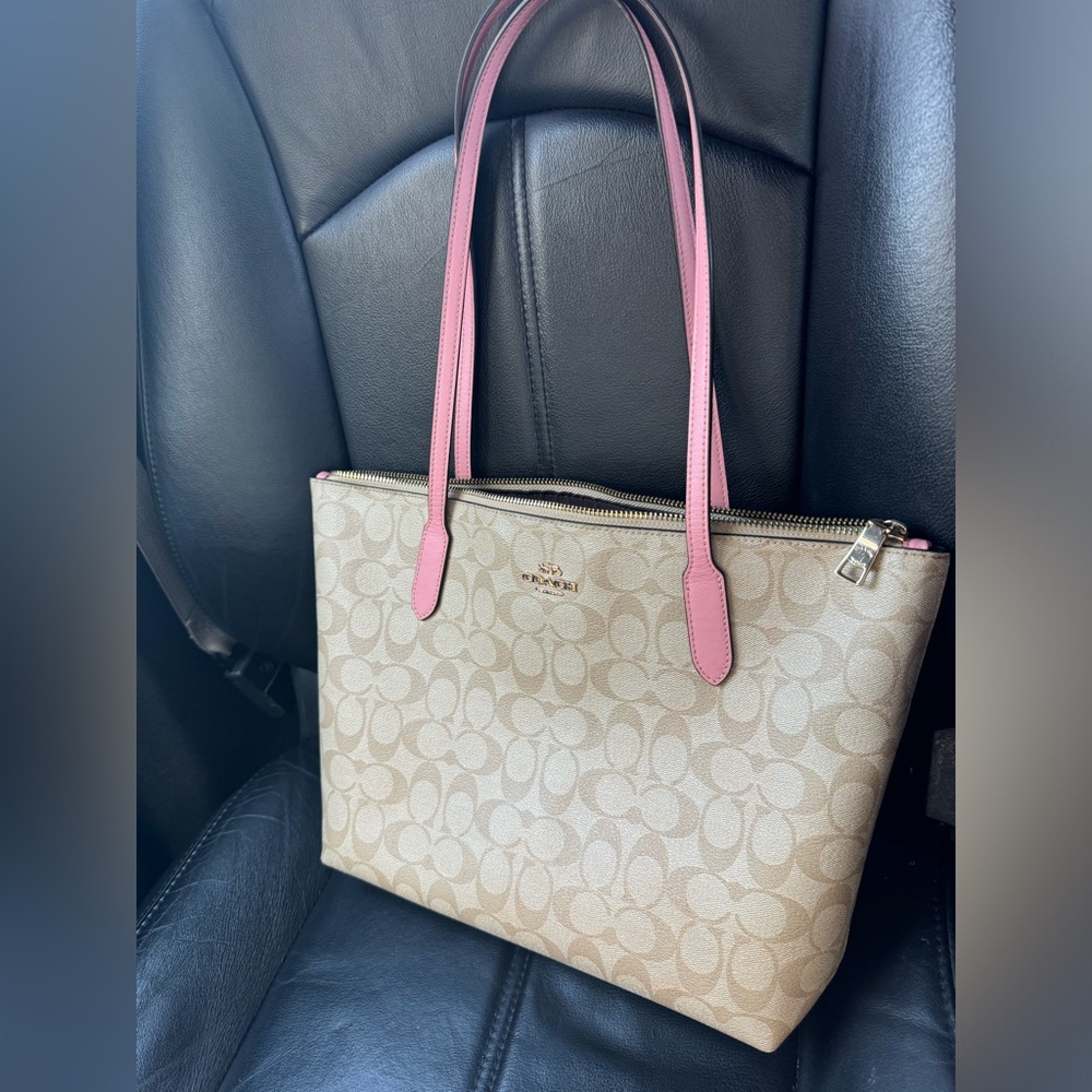 Coach tote